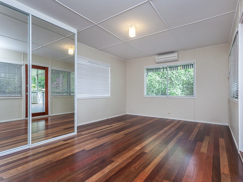 42 Grace Street, Mitchelton QLD 4053