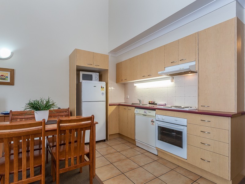 27/27 Birley Street, Spring Hill QLD 4000
