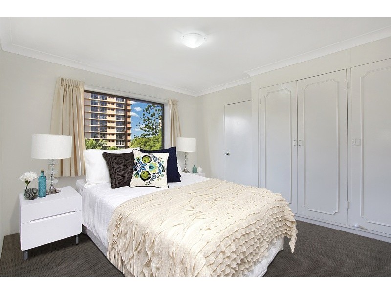 7/42 Sir Fred Schonell Drive, St Lucia QLD 4067