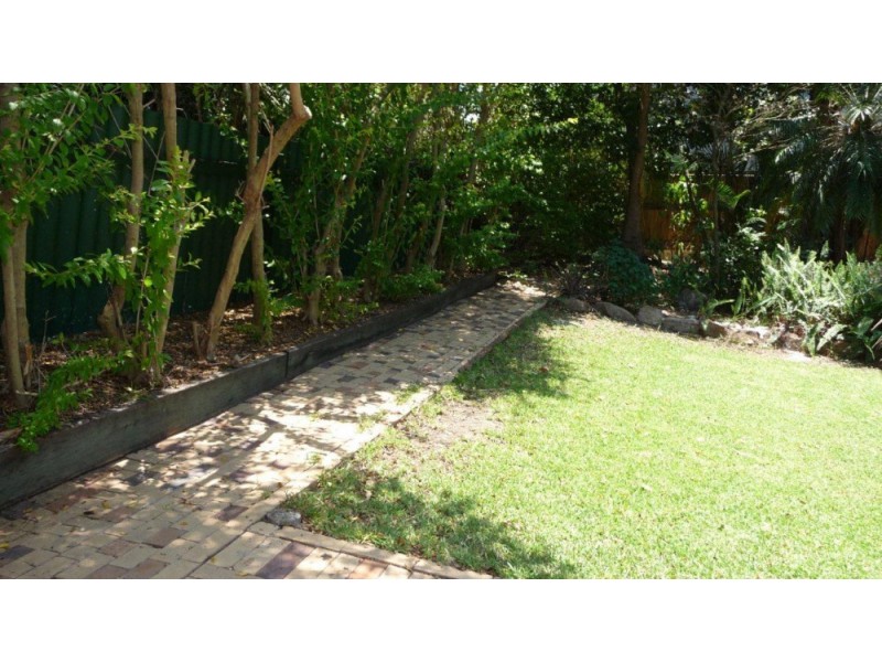 33 Erneton Street, Newmarket QLD 4051