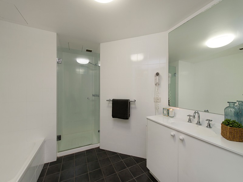 25/56 Dunmore Terrace, Auchenflower QLD 4066