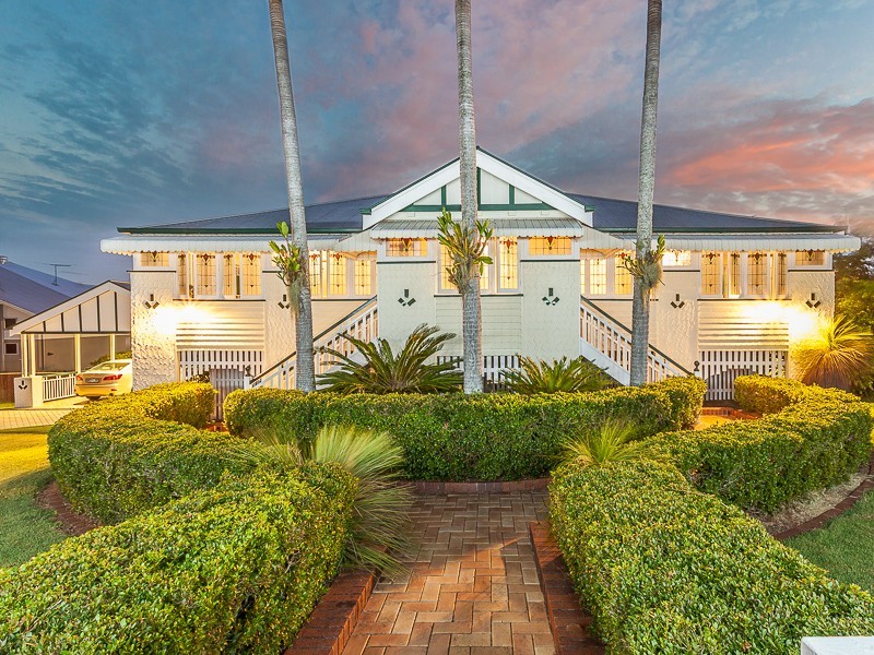 137 Ashgrove Avenue, Ashgrove QLD 4060