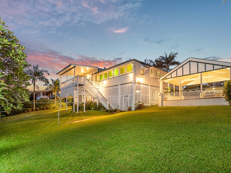 137 Ashgrove Avenue, Ashgrove QLD 4060