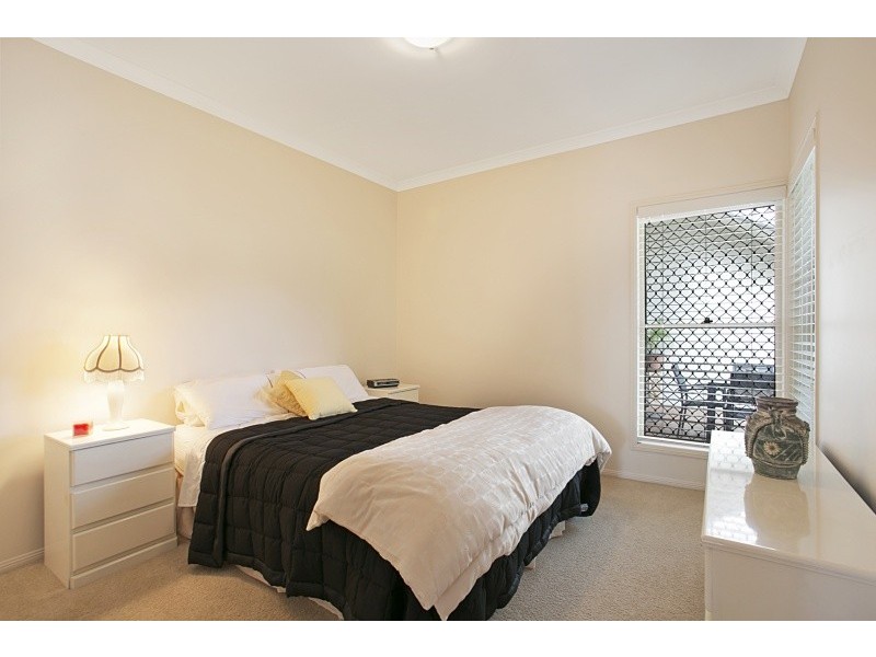 81 Thomas Macleod Avenue, Sinnamon Park QLD 4073