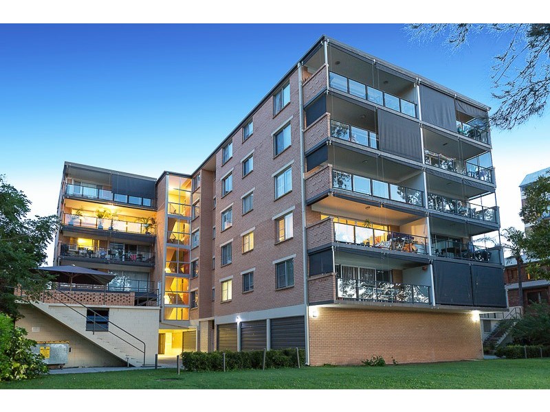 14/136 Macquarie Street, St Lucia QLD 4067