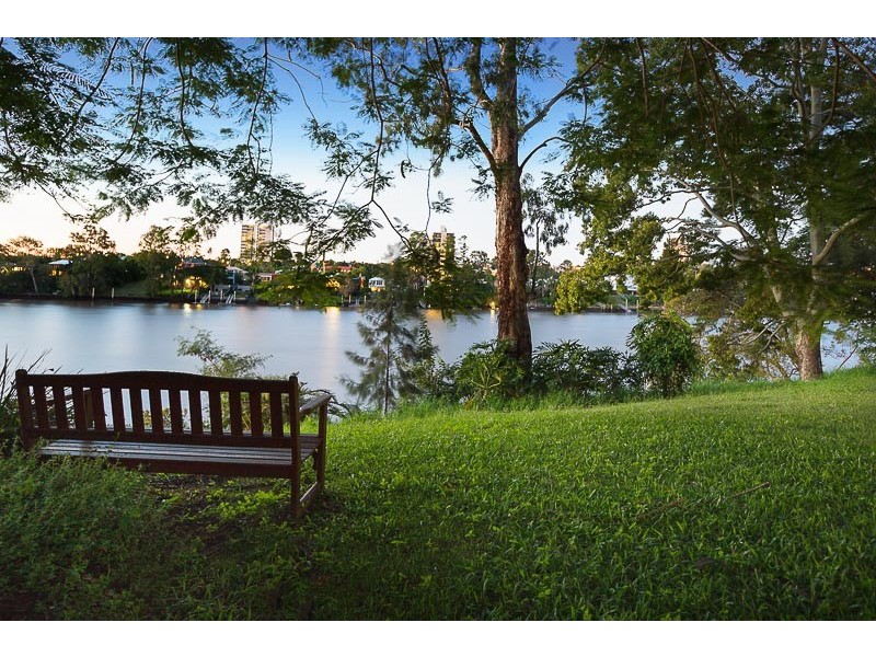 14/136 Macquarie Street, St Lucia QLD 4067