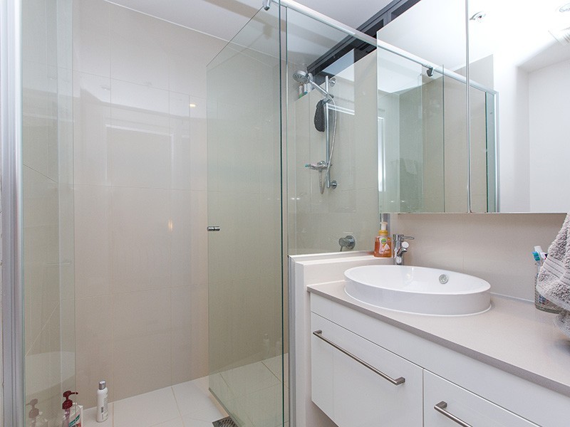 2076/16 Hamilton Place, Bowen Hills QLD 4006