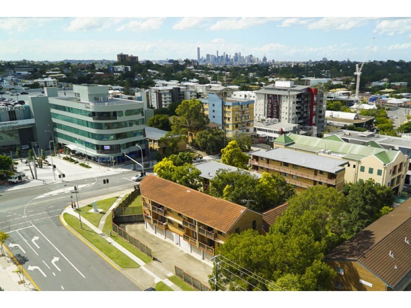 52 Station Road, Indooroopilly QLD 4068