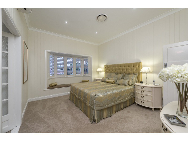 70 Glenlyon Drive, Ashgrove QLD 4060