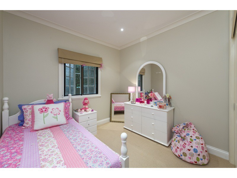 70 Glenlyon Drive, Ashgrove QLD 4060
