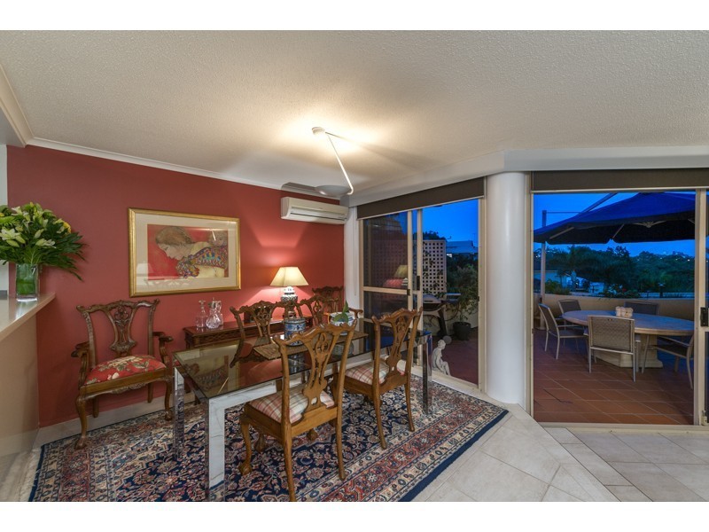 13/32 Tipuana Place, Bardon QLD 4065