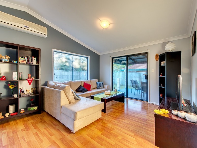 19 Kurrajong Street, Durack QLD 4077