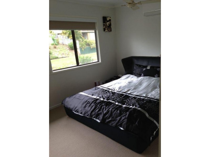 10 Yeerinbool Court, Arana Hills QLD 4054