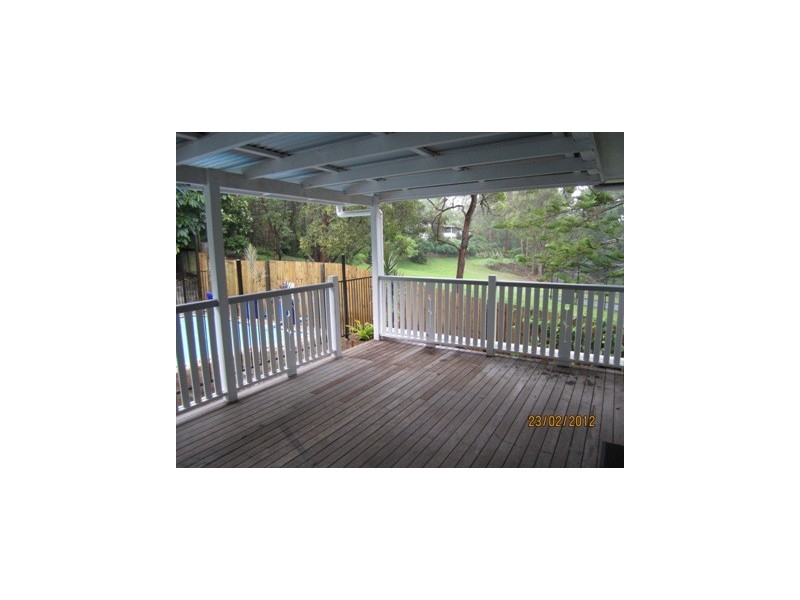 10 Yeerinbool Court, Arana Hills QLD 4054