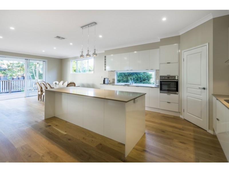 42 Alexandra Street, Bardon QLD 4065