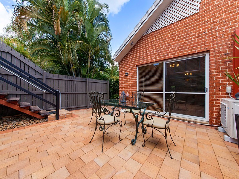 6-67 Brookfield Road, Kenmore QLD 4069