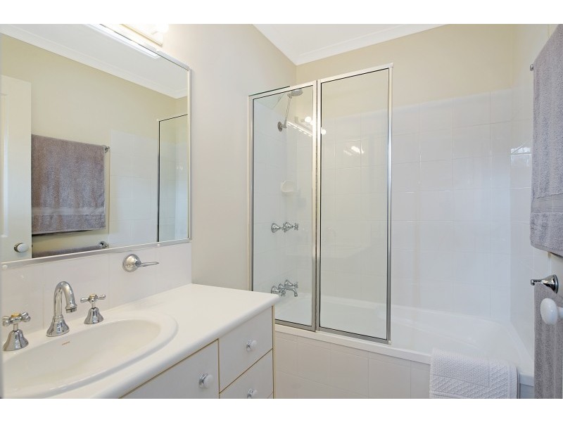 38 -19 Merlin Tce, Kenmore QLD 4069