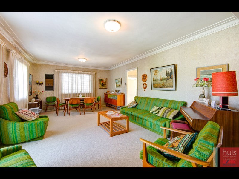 14 Woodville Pl, Annerley QLD 4103