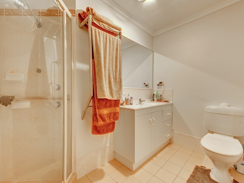 7 Pintail Crescent, Forest Lake QLD 4078