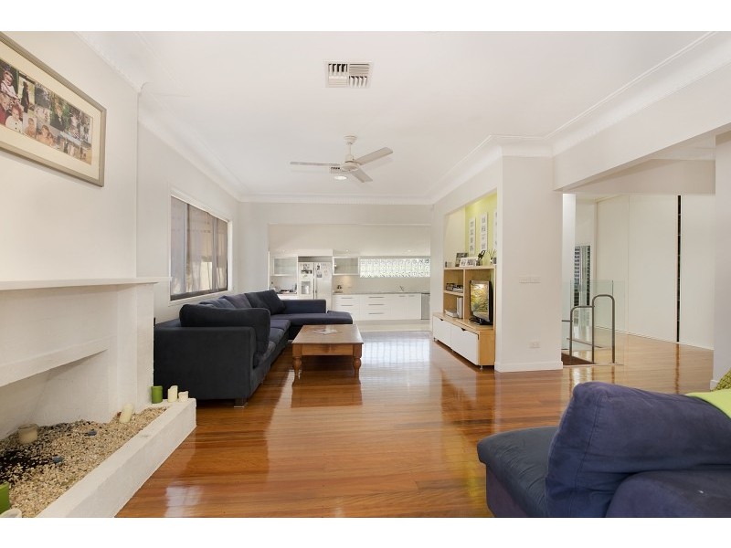 99 Jerrang Street, Indooroopilly QLD 4068
