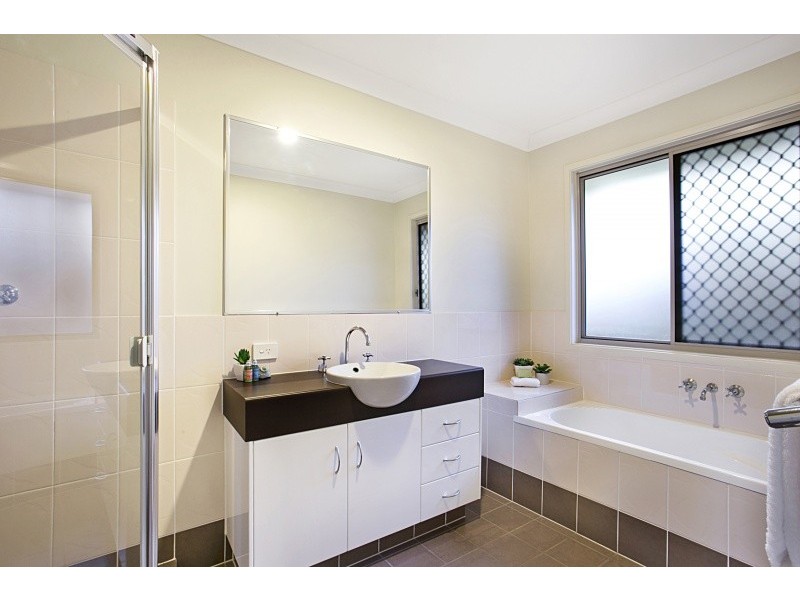 85 Dry Dock Circuit, Springfield Lakes QLD 4300