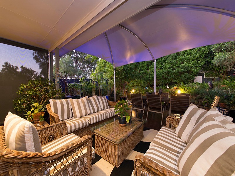 64 Lorward Avenue, Bardon QLD 4065