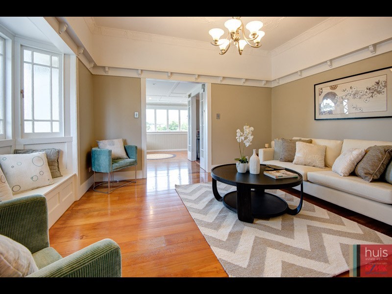 28 Pryde St, Camp Hill QLD 4152