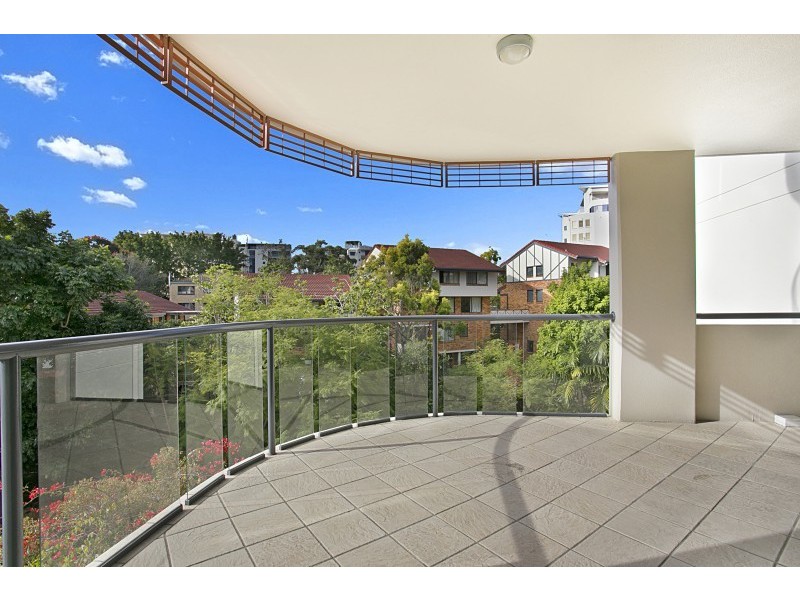 124/7 Land Street, Toowong QLD 4066