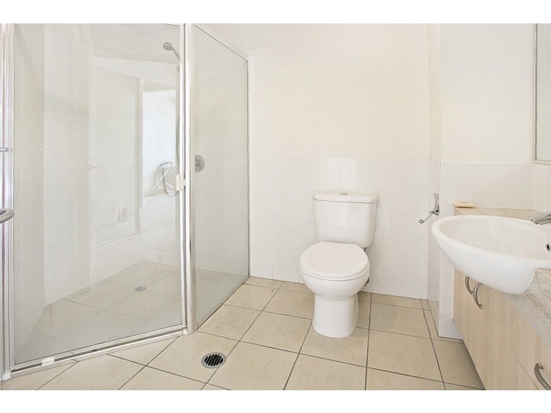 124/7 Land Street, Toowong QLD 4066