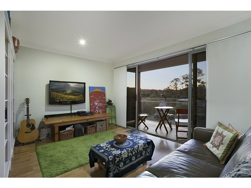 44 Chapman Street, Chapel Hill QLD 4069