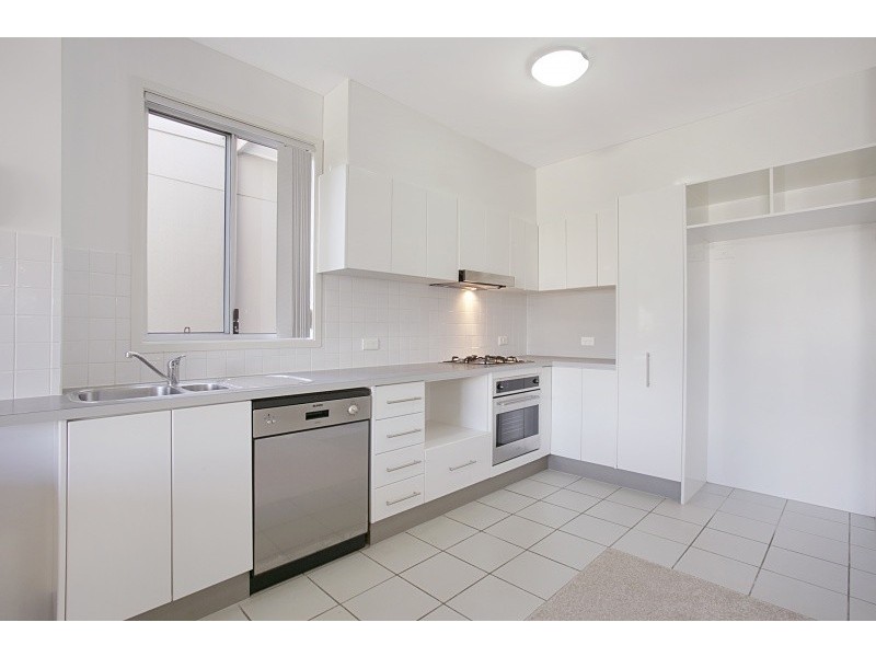 55/2 Campbell Street, Toowong QLD 4066