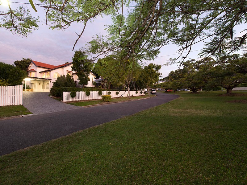 33 Killawarra Road, Ashgrove QLD 4060