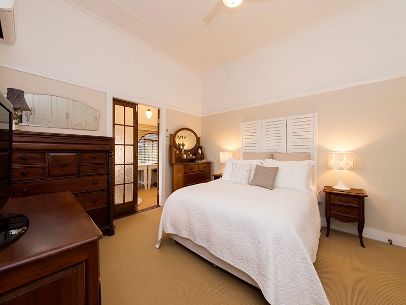 33 Killawarra Road, Ashgrove QLD 4060