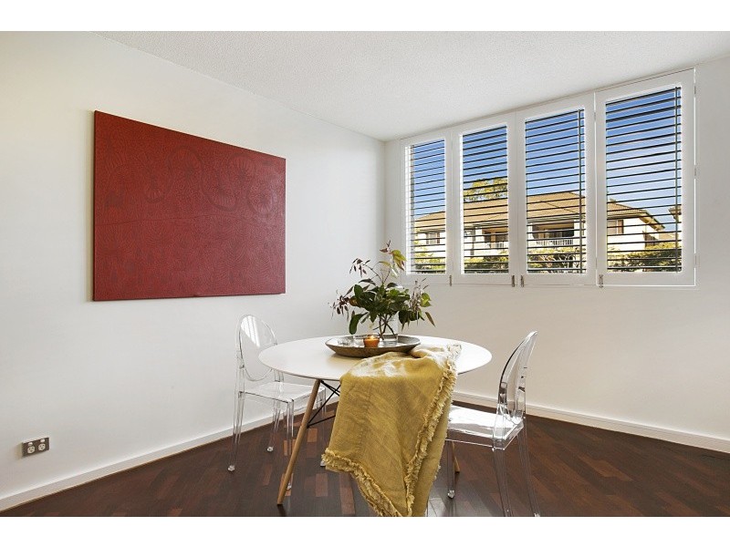 2/136 Macquarie Street, St Lucia QLD 4067