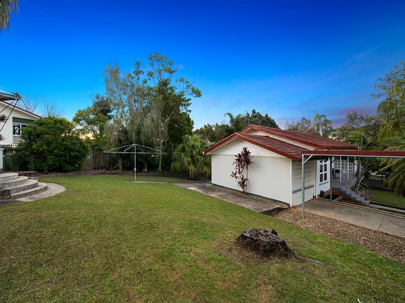 1 Viney Street, Chermside West QLD 4032