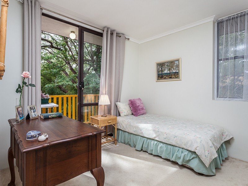 8/23 Waverley Road, Taringa QLD 4068