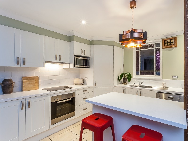 1 Windsor Road, Red Hill QLD 4059