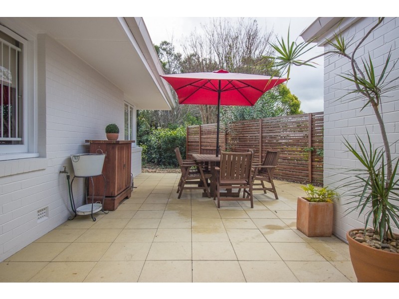 9 Jedburgh Street, Kenmore QLD 4069