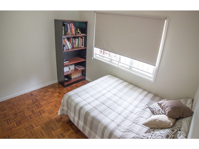 9 Jedburgh Street, Kenmore QLD 4069