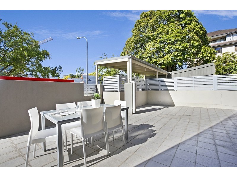 4/36 Holland Street, Toowong QLD 4066