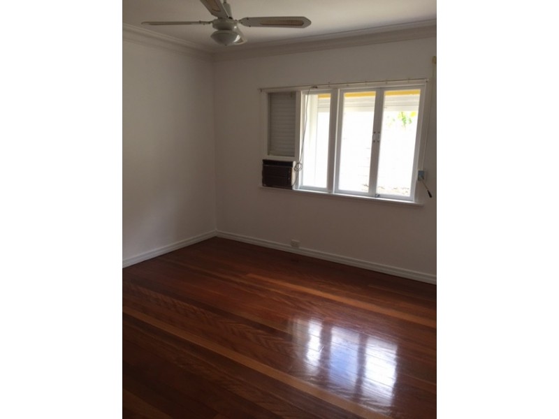 69 Mackay Terrace, Bardon QLD 4065