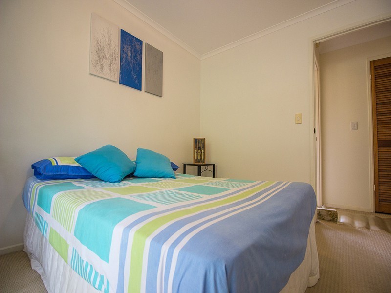 44 Euree Street, Kenmore QLD 4069