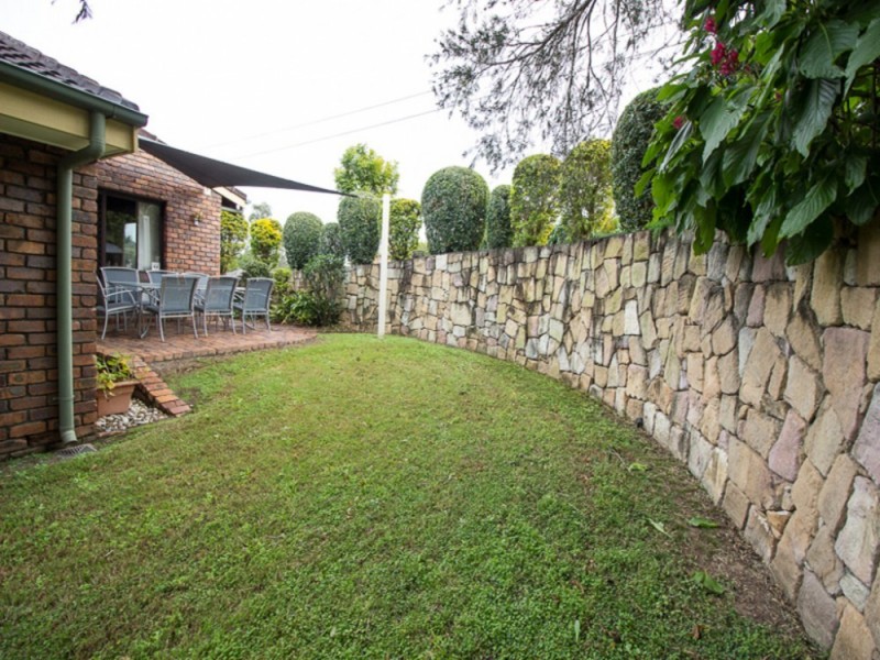 44 Euree Street, Kenmore QLD 4069