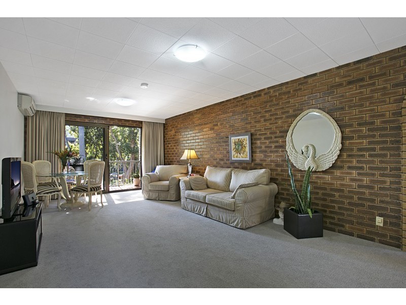 13/12 Patrick Lane, Toowong QLD 4066