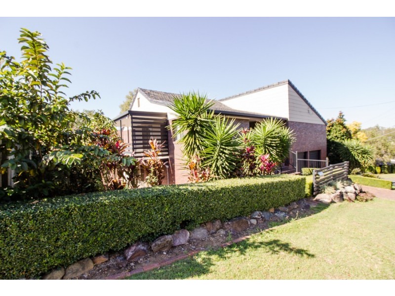 38 Euree Street, Kenmore QLD 4069