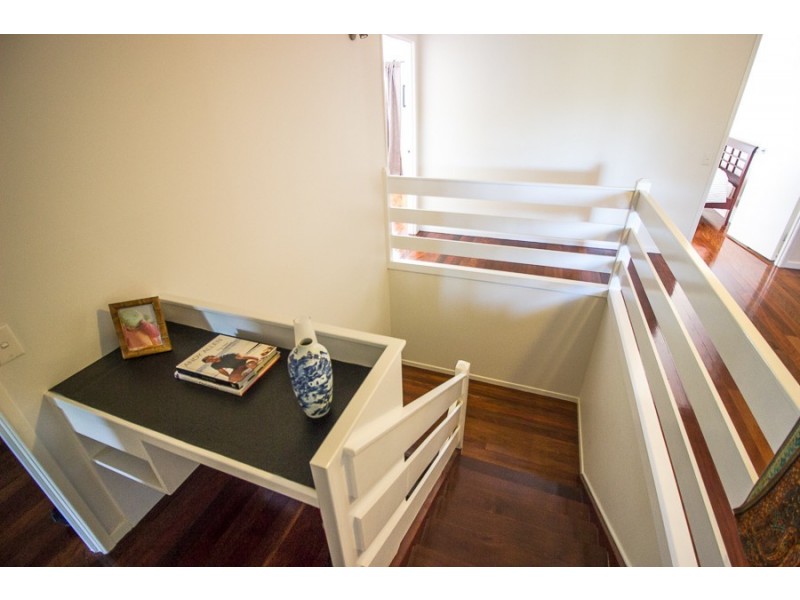 38 Euree Street, Kenmore QLD 4069