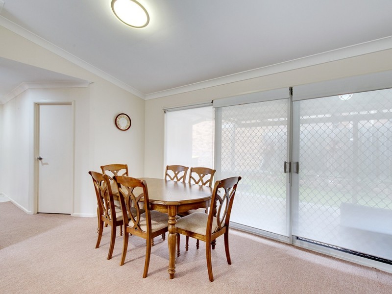 30 Acorn Circuit, Forest Lake QLD 4078