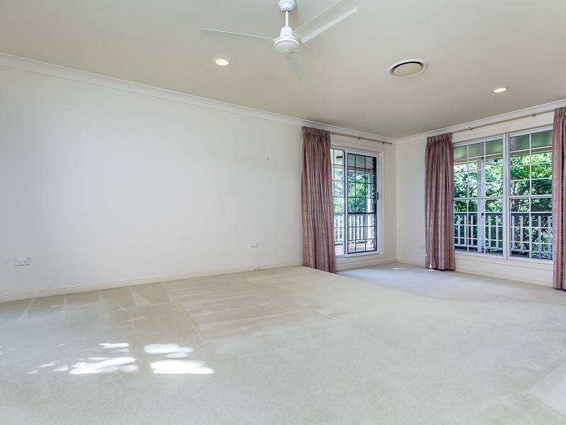 104 Creekside Street, Kenmore Hills QLD 4069
