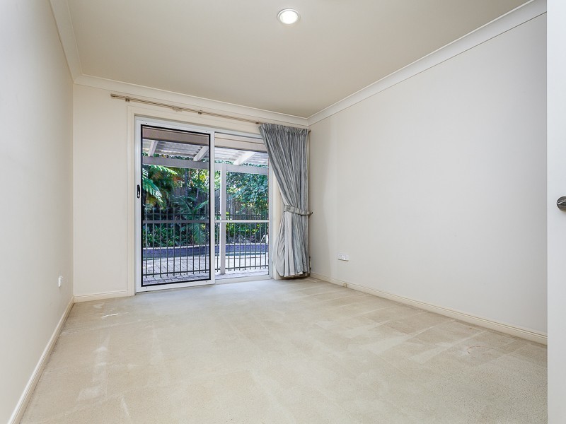 104 Creekside Street, Kenmore Hills QLD 4069