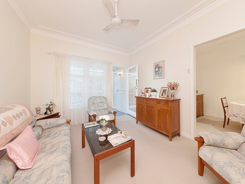 63 Stuartholme Road, Bardon QLD 4065